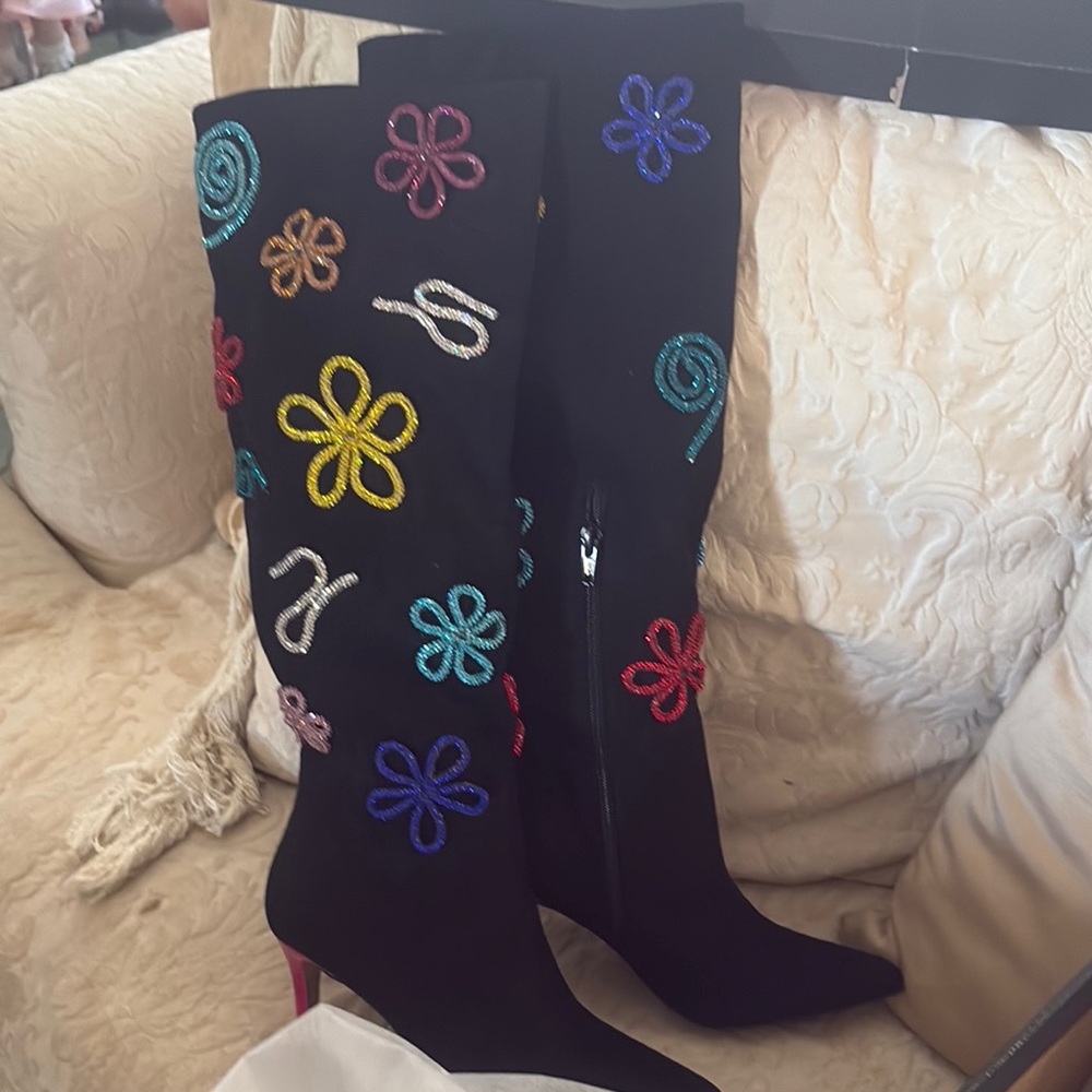 Betsy Johnson New Colorful Crystal Beaded Black Knee-High Boots size 6